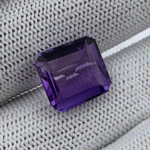 Amethyst - 8.55 Carat — view 3